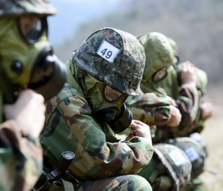 화생방훈련 방독면