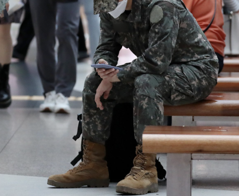 공군 훈련소 휴대폰 사용